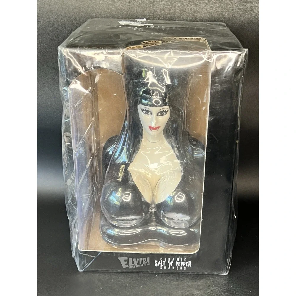 Official Elvira Mistress of the Dark Salt n Pepper Shakers ~ Sealed